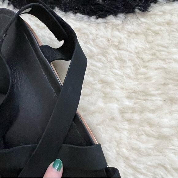 Merrell Juno Black Leather Backstrap Sandals - Picture 3 of 7